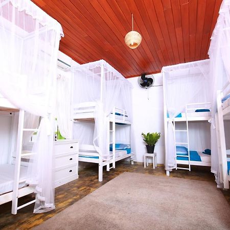 Auberge de jeunesse Bluefin Adventure And Deep Sea Fishing à Hikkaduwa Extérieur photo