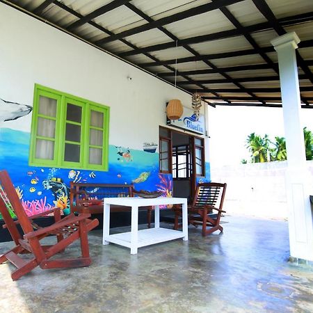 Auberge de jeunesse Bluefin Adventure And Deep Sea Fishing à Hikkaduwa Extérieur photo